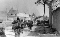 Quinto 1937: Las tropas republicanas entrando en Quinto en Agosto del 37