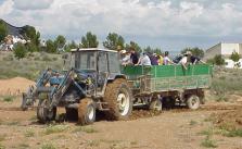 Bonastre ao 2003, Tractor llegando a Bonastre