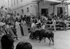 Quinto años 50: Corrida de vaquillas y roscadero en la Plaza Vieja