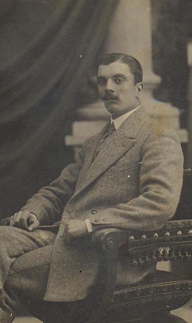 1925 Julian Arilla Albar hijo de Don Pedro copia