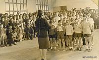 1960s actuacion grupo escolares