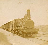 1900 tren parada en el llano