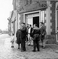 1960s Cafe Bar Baudinet de Constancia en Francia