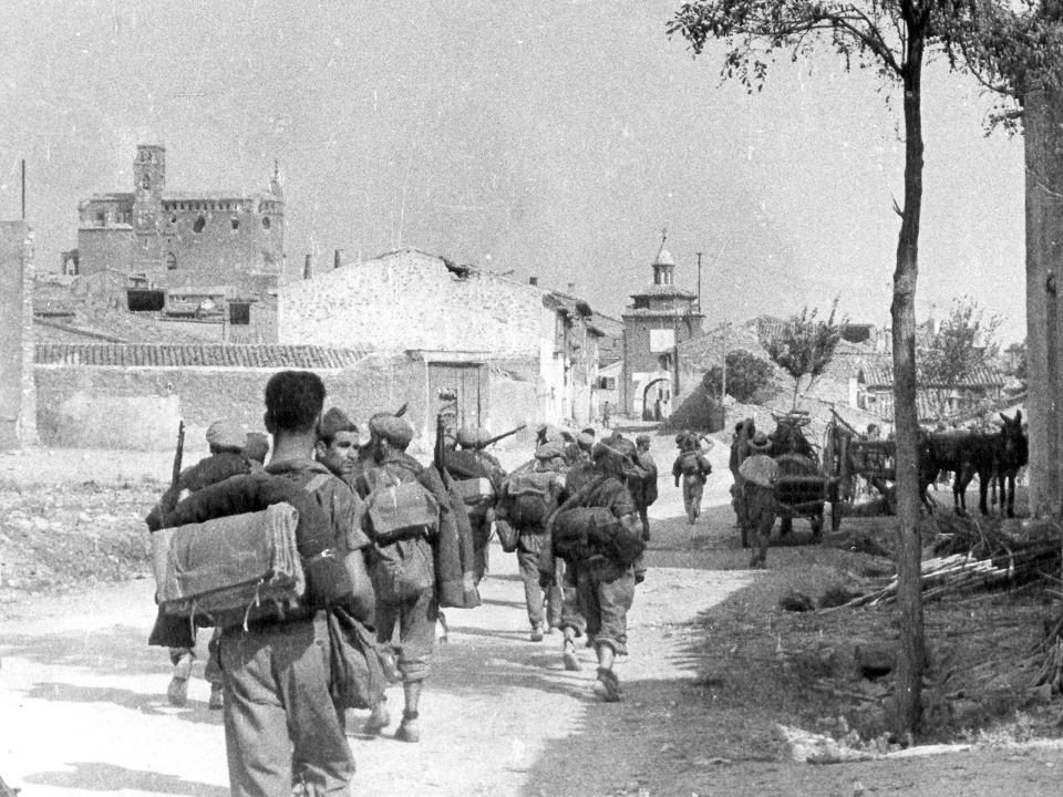 Entrada de las tropas republicanas en Quinto en Agosto de 1937